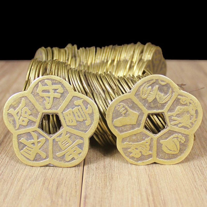 Đồng xu hoa mai phong thủy dong tien xu hoa mai phong thuy