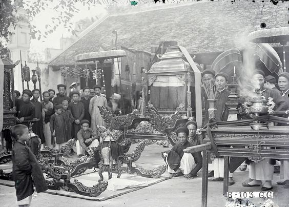 vua chua dung nhang tram huong