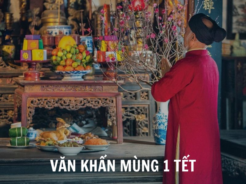 Văn khấn mùng 1 Tết cúng gia tiên, thần tài năm Bính Ngọ